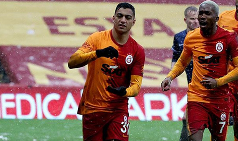 Galatasaray'ın golcüsü Mustafa Muhammed'den transfer açıklaması!