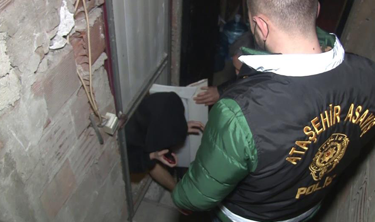 Ataşehir'de kapalı olması gereken eğlence yerlerine polis baskını