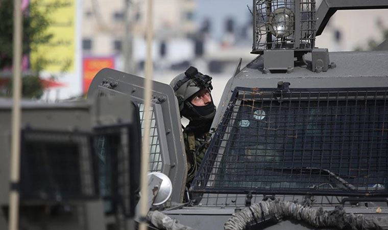 İsrail güçleri, Batı Şeria'da Hamas'ın milletvekili adayını gözaltına aldı