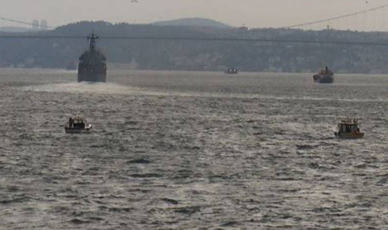 Rus savaş gemileri peş peşe İstanbul Boğazı'ndan geçti (17.04.2021)