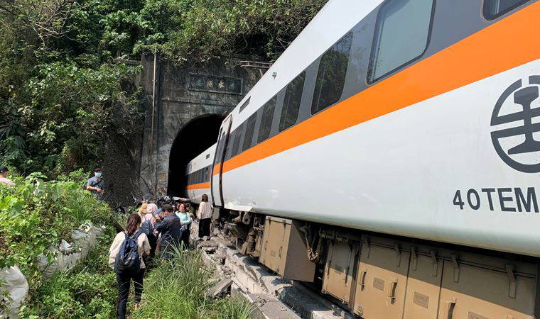 Tayvan'ın Hualien bölgesinde tren raydan çıktı: 41 ölü, 60 yaralı