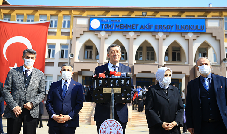 Son dakika... Milli Eğitim Bakanı Ziya Selçuk'tan 'yüz yüze eğitim' açıklaması