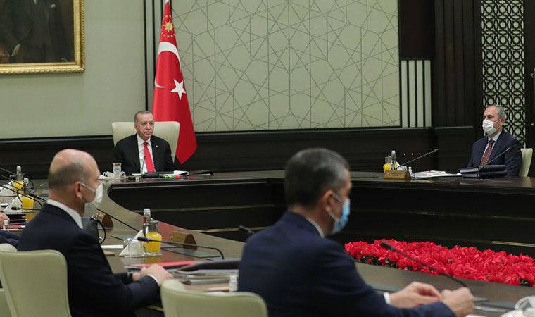 Cumhurbaşkanlığı Kararnamesi ile iki yeni bakanlık kuruldu