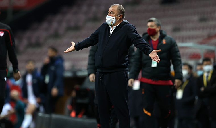 Fatih Terim: Rakip daha iyi oynadı. Sinirleniyorum, kızıyorum!