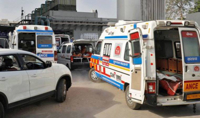 Hindistan'da vaka sayısında rekor kırıldı: Sağlık sistemi çökme noktasında