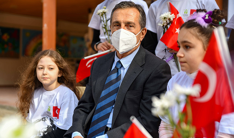 Başkan Ataç çocuk korosuyla buluştu