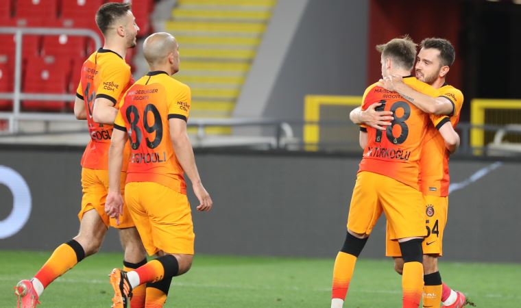 Sevilla, Galatasaray'ın genci Kerem Aktürkoğlu'nun peşinde