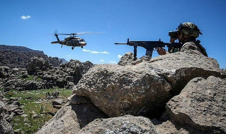 Son dakika... Kuzey Irak'a harekat: Bölgeye komandolar indirildi