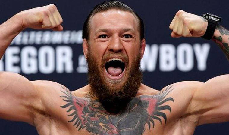 Ünlü dövüşçü McGregor iki yıl önce birini yumrukladığı pub'ı satın aldı