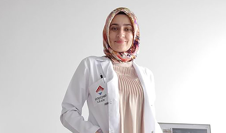 Koronavirüse yakalanan Tuğba öğretmen kurtarılamadı, bebeği sezaryenle alındı