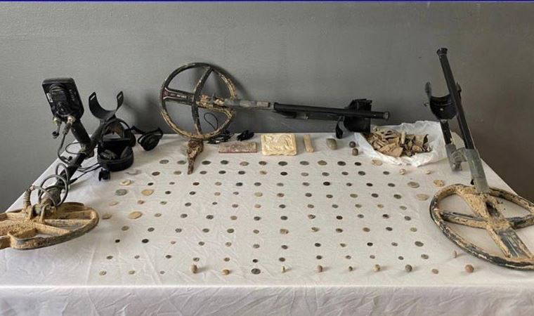 Denizli'de 276 parça tarihi eser ele geçirildi