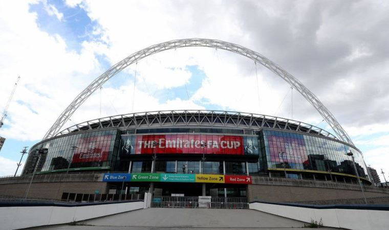 Covid: İngiltere’de kitlesel etkinliklere dönüş için pilot uygulamalar planlanıyor