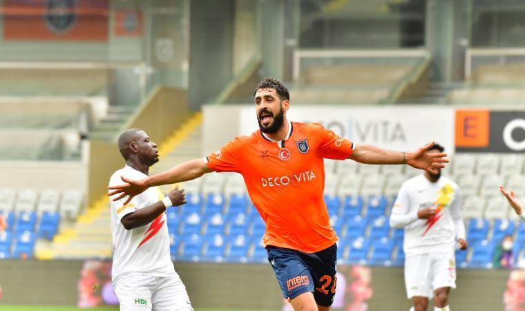 Tolga Ciğerci, 1.5 yıl sonra golle tanıştı.