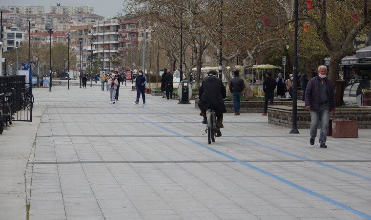 Prof. Dr. Alper Şener: Tam kapanmayı gündeme almak gerekiyor
