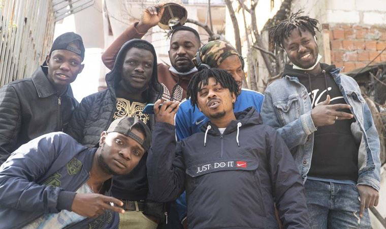 Afrikalı berberin rap isyanı: Para yok iş yok