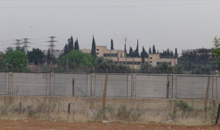 Dev bloklar, jiletli teller... Suriye sınırı ’güvenlik duvarı’ ile örüldü