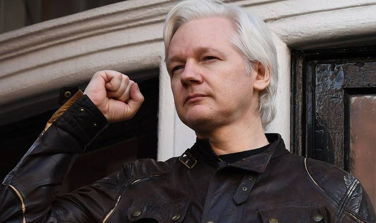 Julian Assange davasını unutmayalım