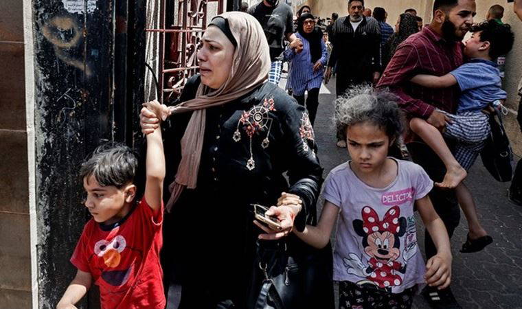 İsrail'den 'iç savaş' manzaraları: Yolda gördükleri Araplara, dükkanlara ve araçlara saldırıyorlar