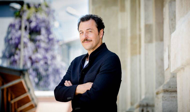 Yetkin Dikinciler: Görünenin ardıyla ilgiliyim