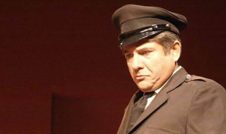 Devlet Tiyatroları sanatçısı Cahit Çağıran yaşamını yitirdi