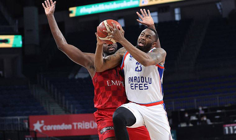 Anadolu Efes - Empera Halı Gaziantep Basketbol: 96-73