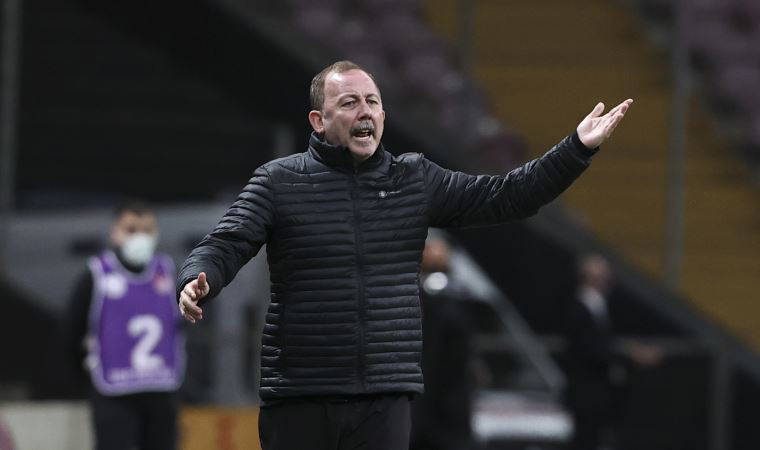 Eski Beşiktaşlı futbolcu Stefan Kuntz: 