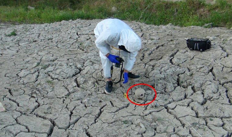 Sulama kanalına dökülen balçıktan, insan kafatası çıktı