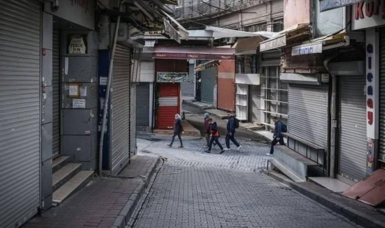 Covid: Tam kapanma tedbirleri salgınla mücadelede ne kadar etkili oldu?