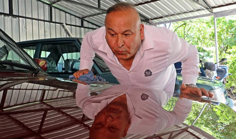 185 BİN LİRAYI REDDETTİ