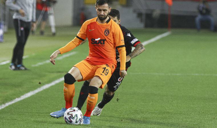 Galatasaray'ın 'hakem Bitigen'e itirazı VAR