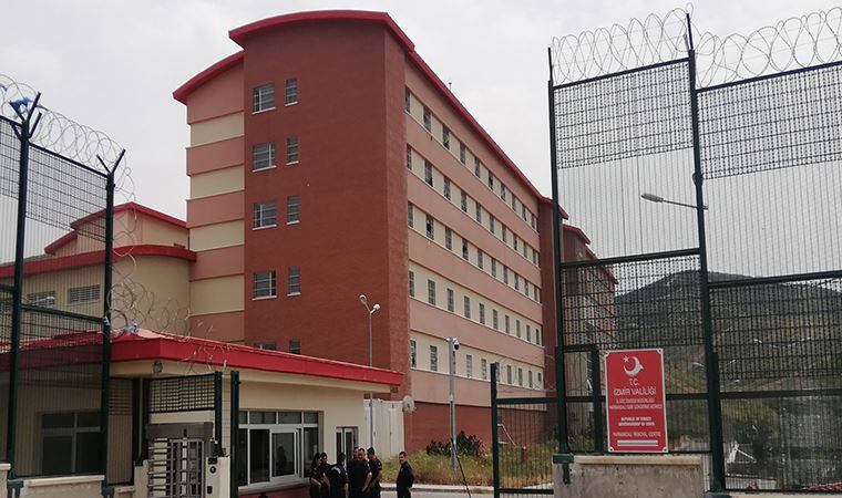 İzmir Barosu: Geri Gönderme Merkezi denetime açılsın