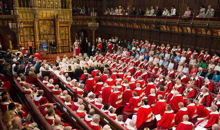 İngiltere'de Lordlar Kamarası Üyesi Warsi, ülkesinin Filistin politikasını eleştirdi