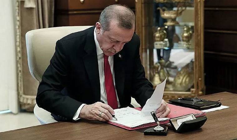 Erdoğan'dan gece yarısı yeni atamalar! Resmi Gazete yayımlandı