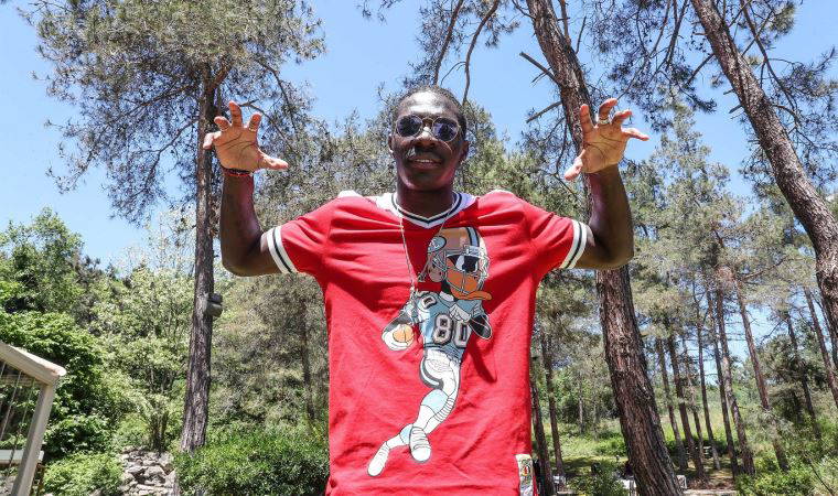 N'Sakala'dan Beşiktaşlıları heyecanlandıracak şampiyonluk açıklaması