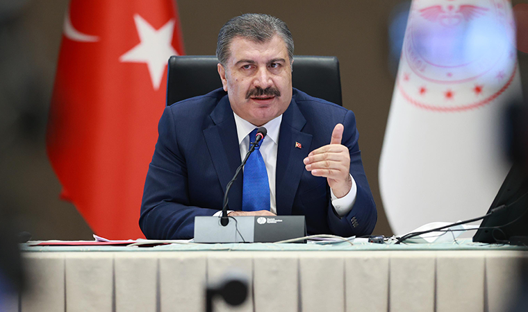 Sağlık Bakanı Fahrettin Koca'dan 'aşı' açıklaması