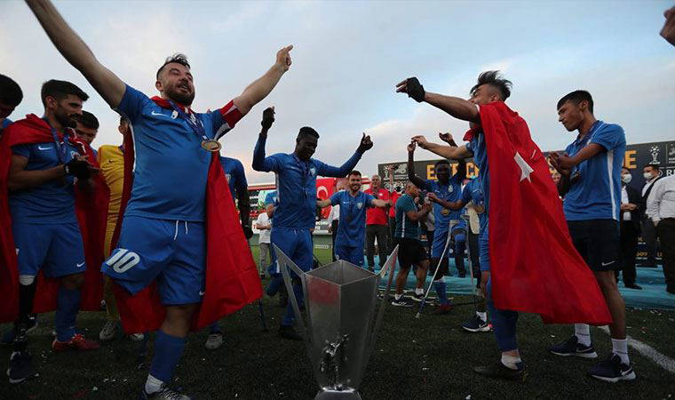 EAFF Şampiyonlar Ligi şampiyonu Şahinbey Belediyespor'da büyük gurur yaşanıyor