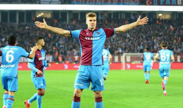 Beşiktaşlı gazeteciden flaş iddia 