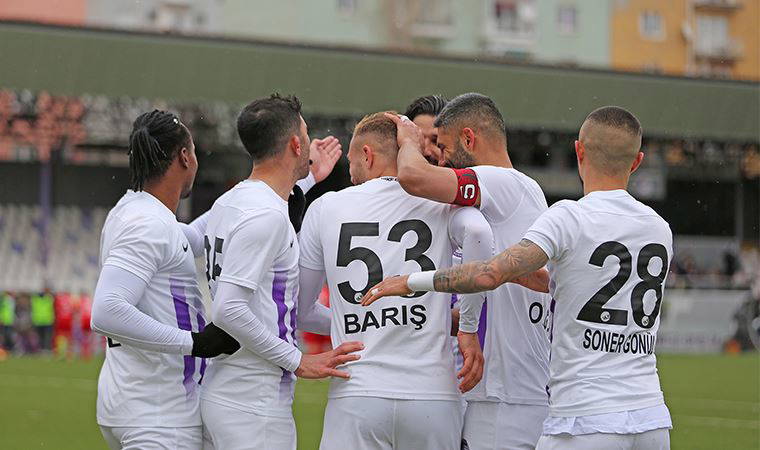Beşiktaş ve Galatasaray Barış Alper Yılmaz'a talip oldu