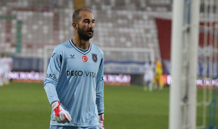 Başakşehir, Volkan Babacan'ın sözleşmesini uzattı