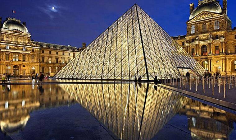 Louvre Müzesi, 228 yıllık tarihinde ilk kez bir kadın tarafından yönetilecek