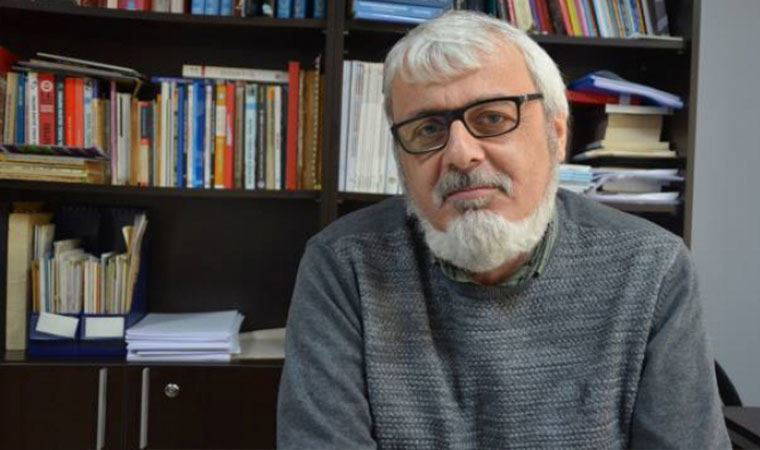 AKADEMİSYEN İSYAN ETTİ