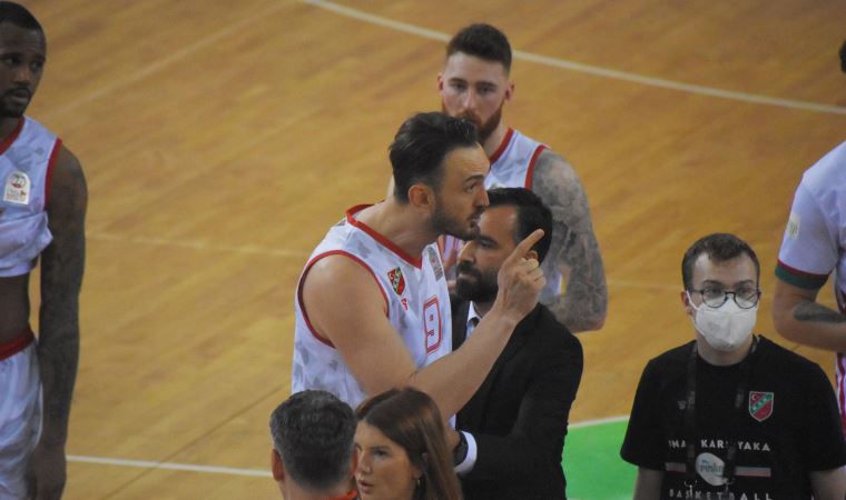 Karşıyaka-Fenerbahçe maçı bitti, kavga çıktı