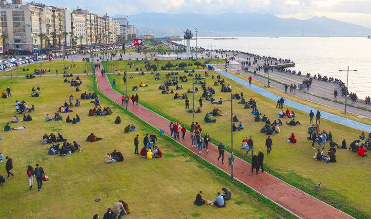 İzmir Tabip Odası uyardı: Salgında başa döneriz!