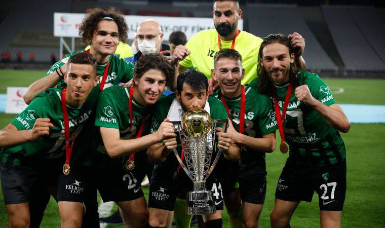Küllerinden doğan bir takım: Kocaelispor