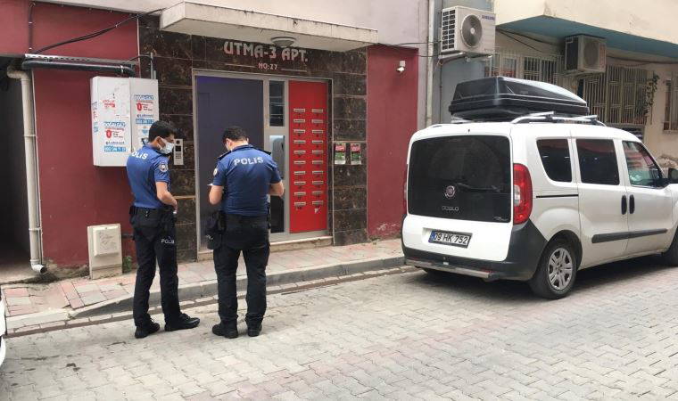 Apartmanı saran kokunun nedeni ceset çıktı
