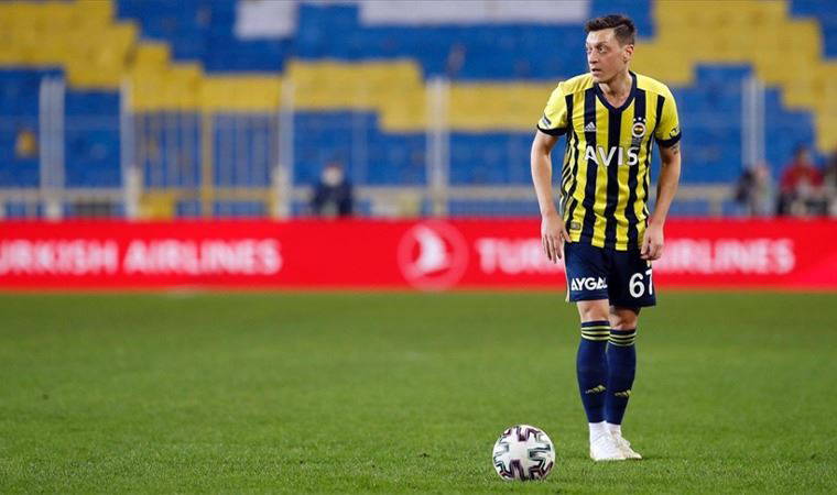 Mesut Özil, FIFA'nın anketinde ikinci sıraya yükseldi