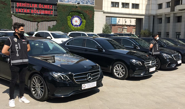 İstanbul Merkezli 9 ilde lüks otomobil kaçakçılığı operasyonu