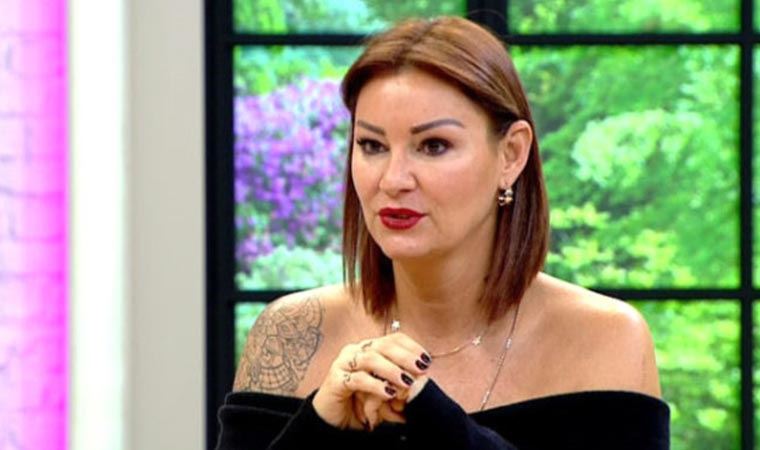 Pınar Altuğ ve takipçisi arasında 'yemek fotoğrafı' tartışması