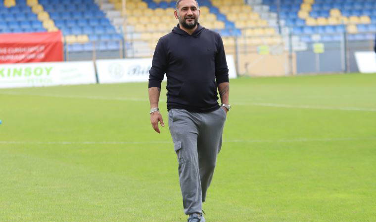 Menemenspor'da teknik direktör Ümit Karan ve 1 futbolcu koronavirüse yakalandı