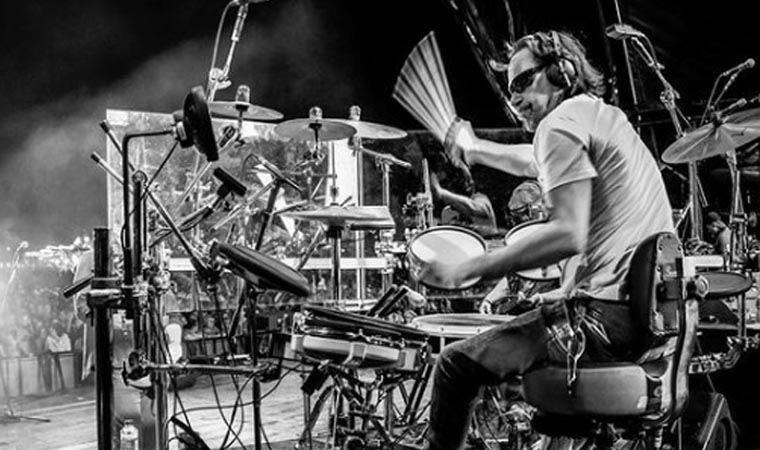 UB40'nin bateristi: MI5 ajanları sosyalist devrim korkusuyla telefonlarımızı dinliyordu